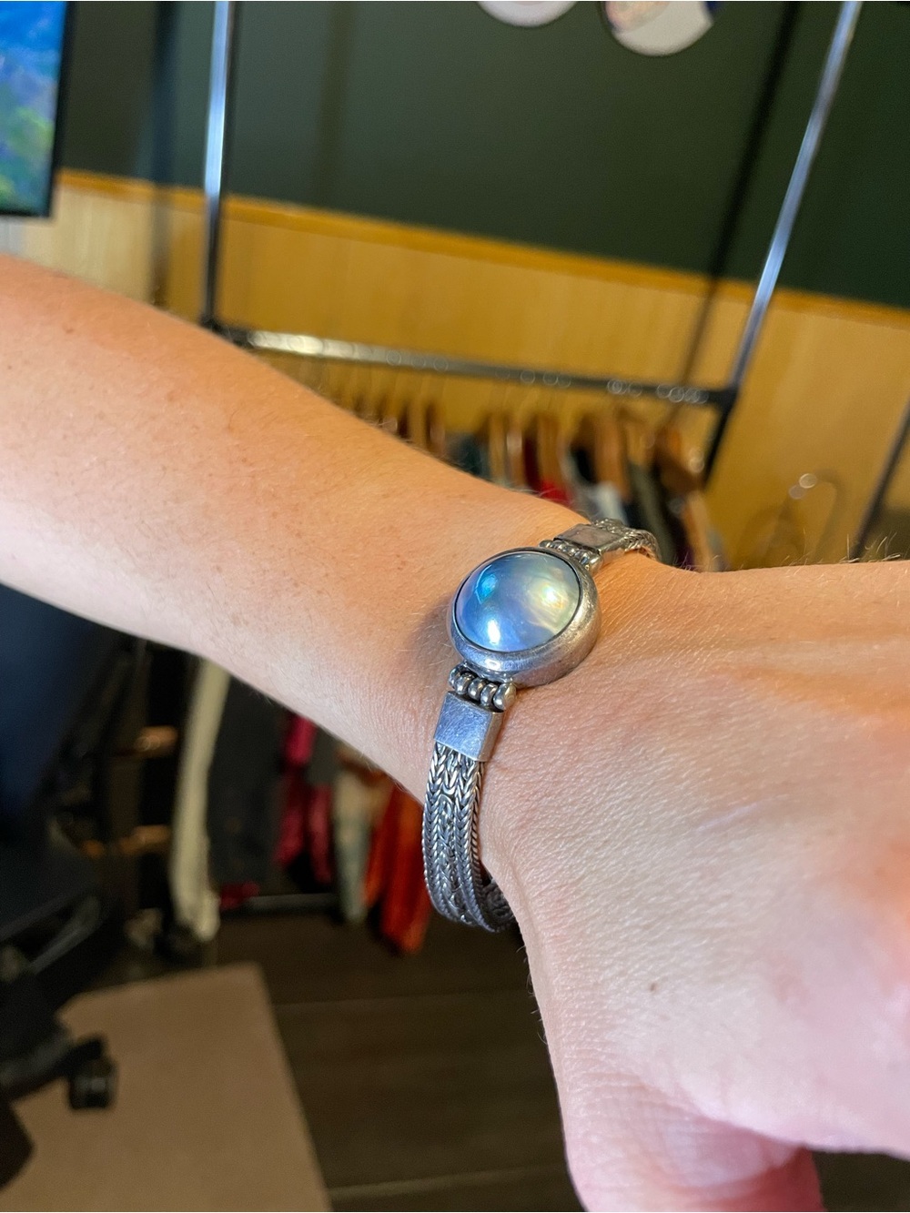 Sterling Silver Moonstone Cabochon Bracelet - Iridescent Blue vintage silver